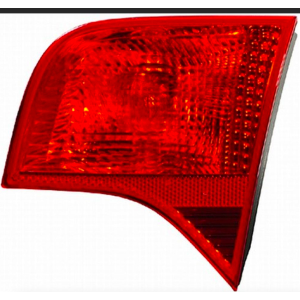 AUDI A4 05-08 SAĞ İÇ STOP LAMBASI 
